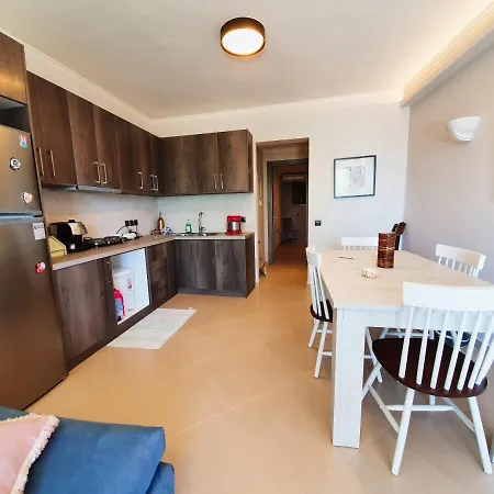 Apartment George's